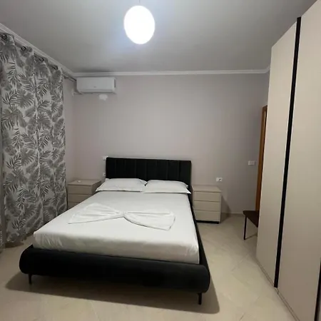 Vlora Apartaments *